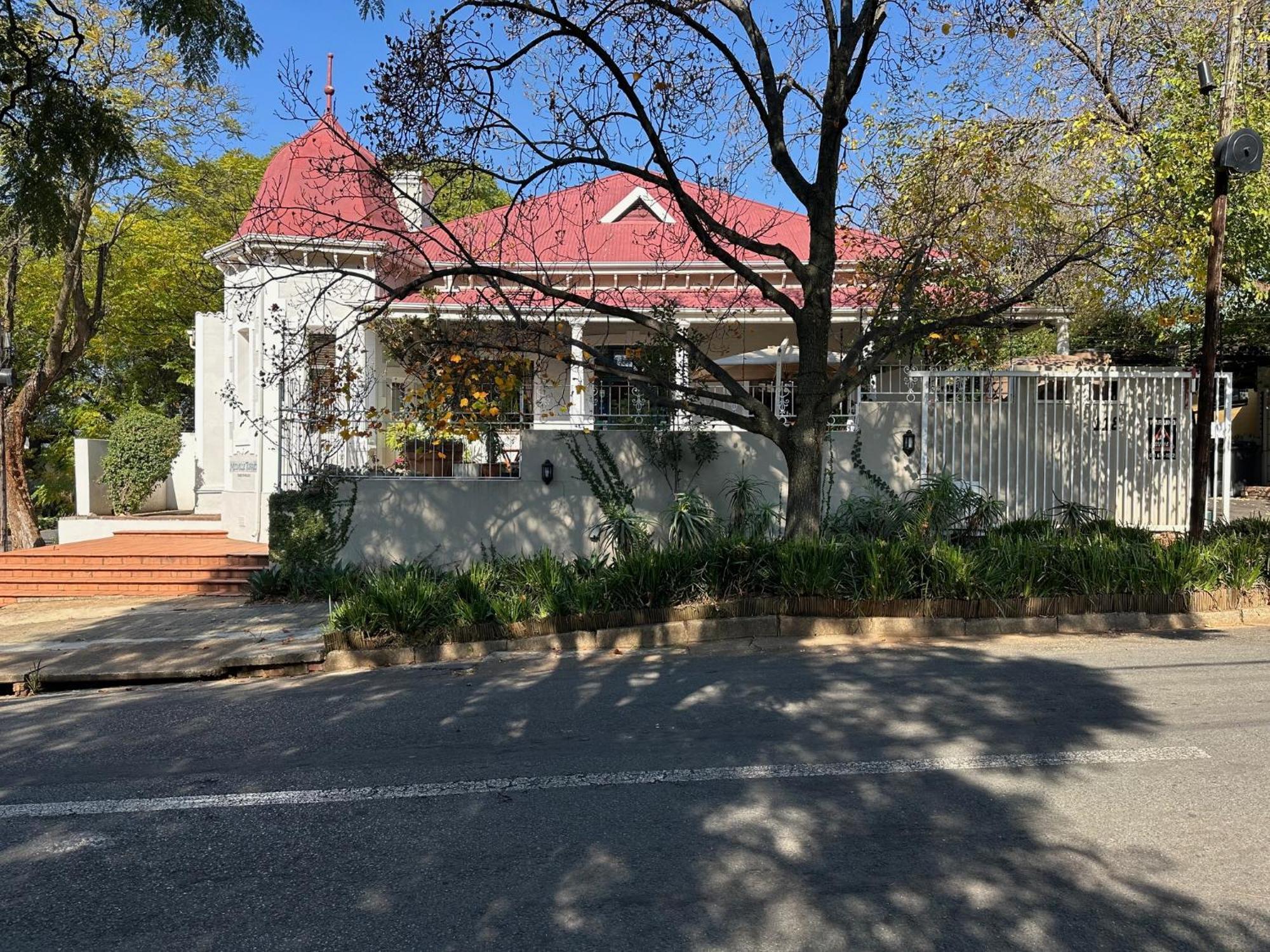 Melville Turret Guesthouse Johannesburg Exterior foto